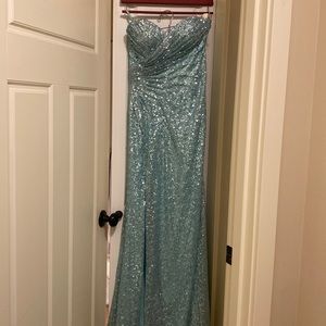 Prom dress